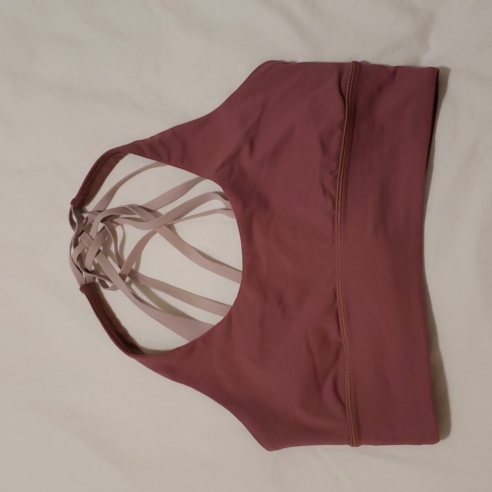 🍋 Lululemon sports bra